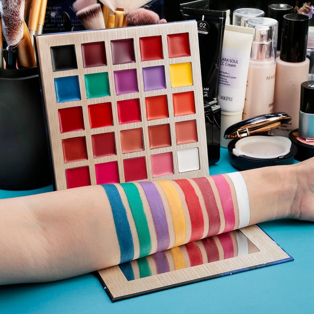 De'Lanci Multishade Matte Lip Palette